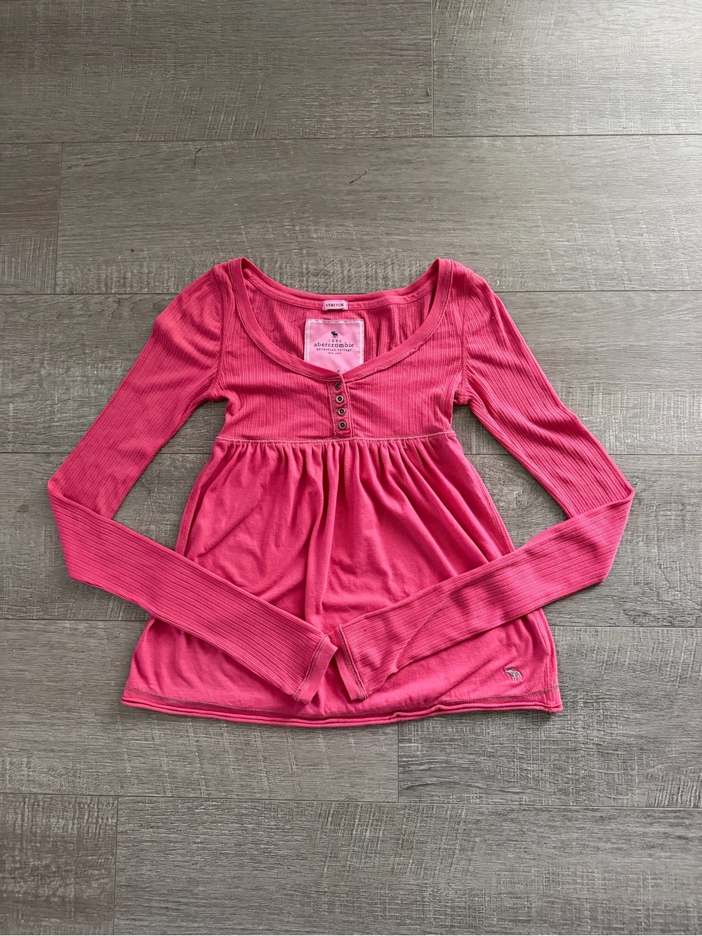 Abercrombie & Fitch Pink Long-Sleeve Scoop Neck Henley empire waist Babydoll Top